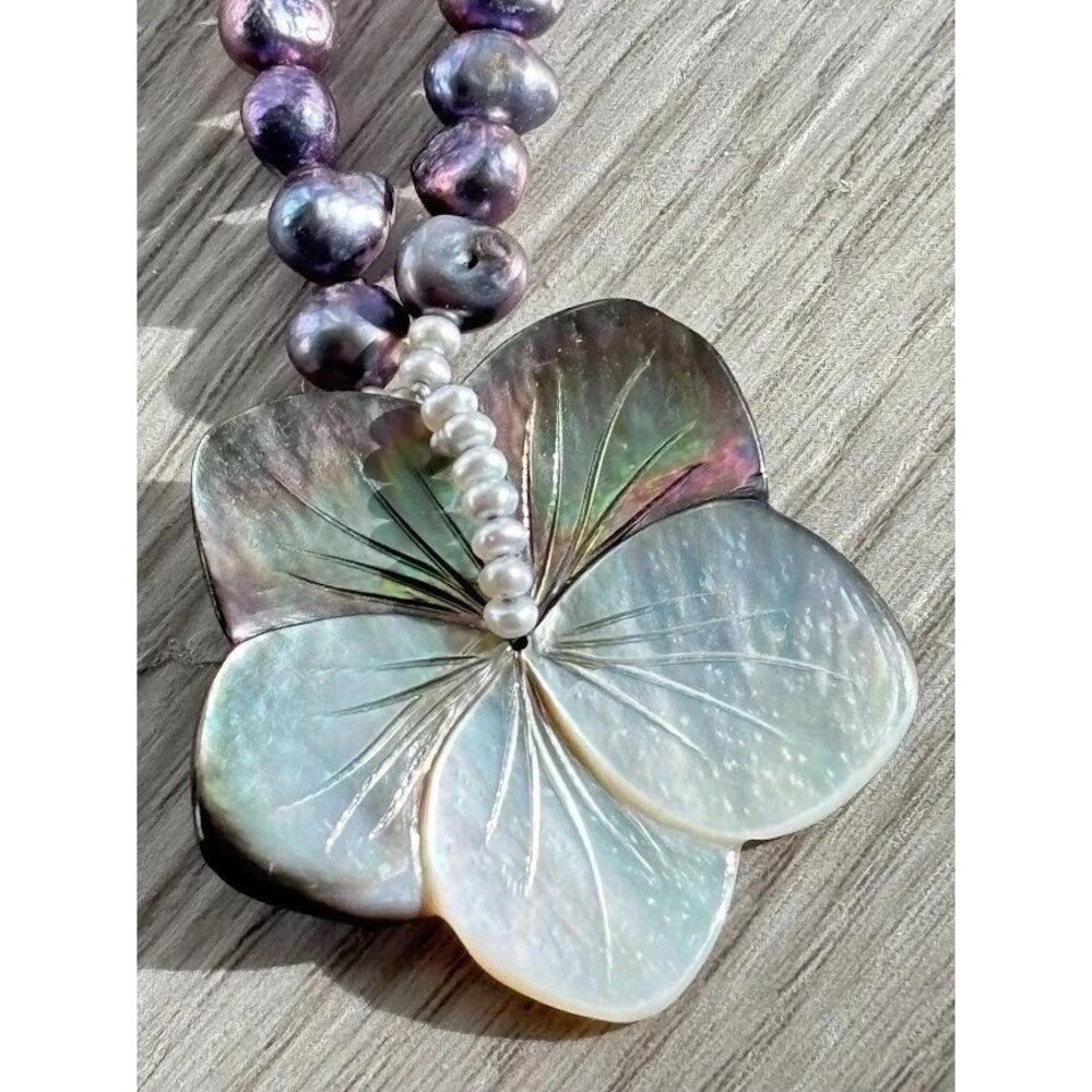 Vintage Peacock Baroque Freshwater Pearl Necklace Carved MOP Flower Boho 18"